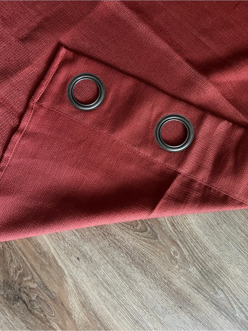 2 Panels Curtain  37